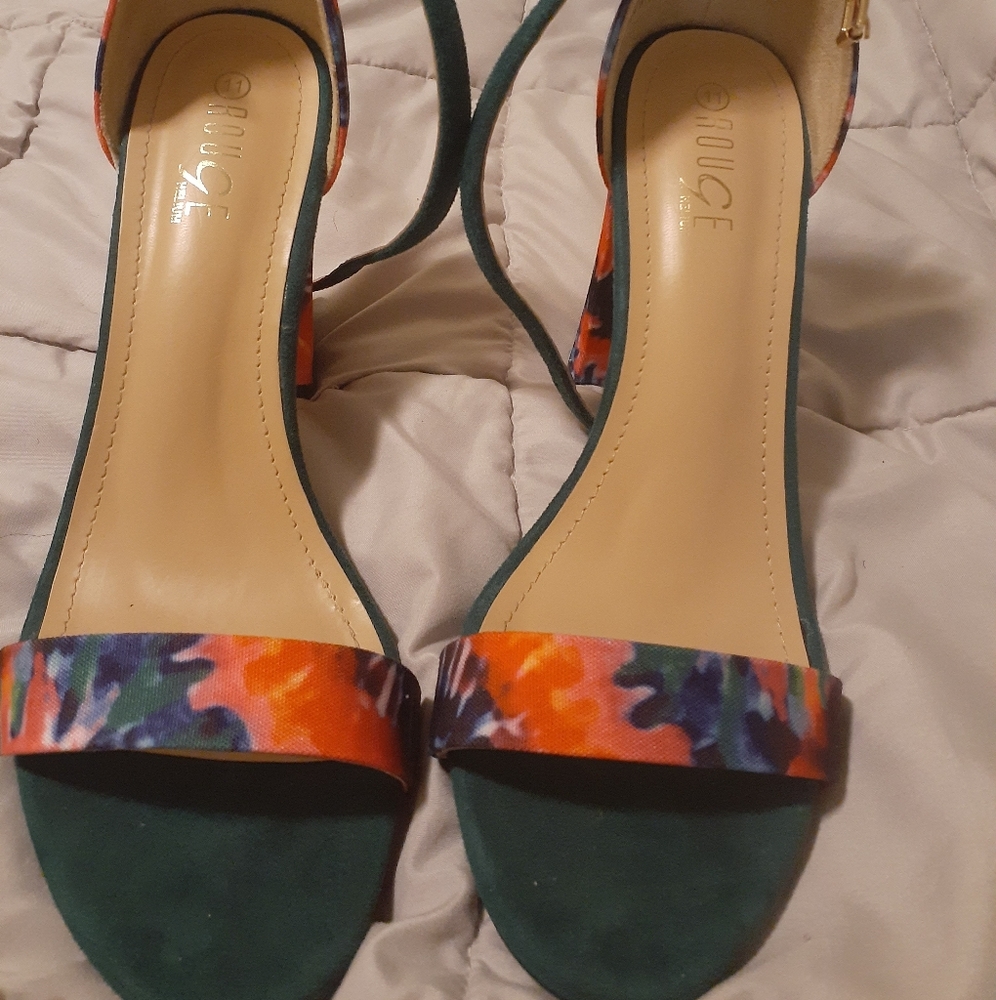 4* heels